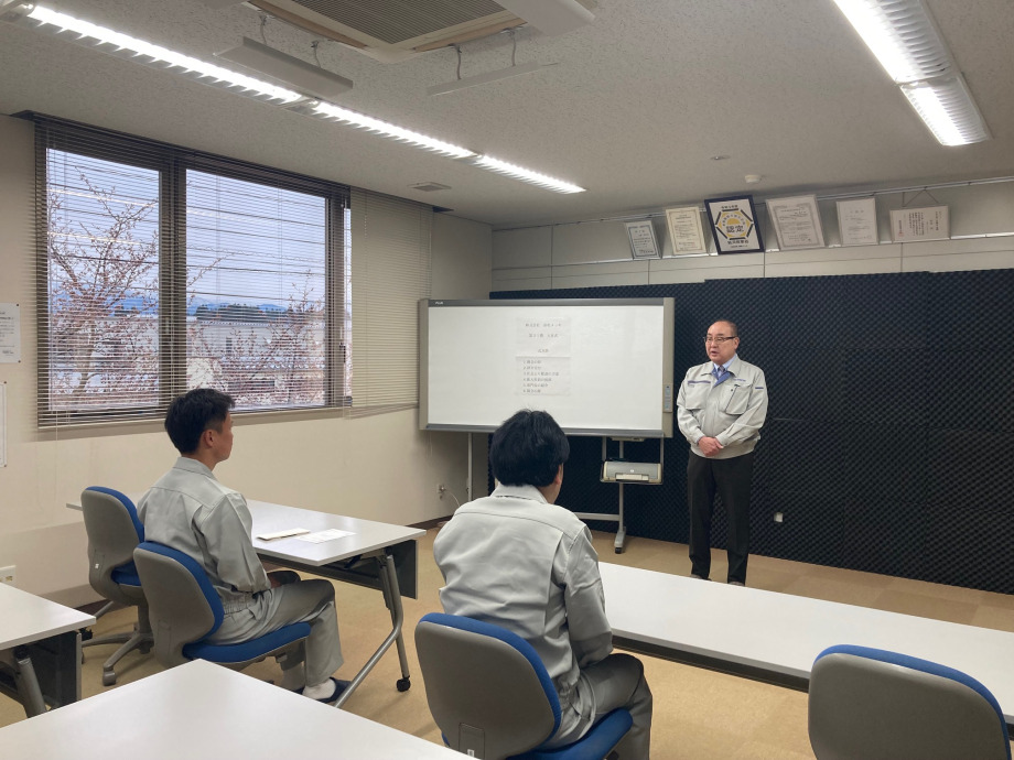 【画像】4/1 第31期 入社式 【画像】4/1 第31期 入社式